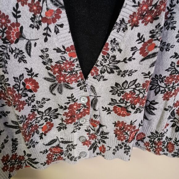 C. D. Daniels Womens Cardigan Size 2X Gray Floral Black Undershirt NWT Vintage - Picture 4 of 5